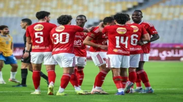 مواجهة نارية الأهلي يطارد المربع الذهبي في دوري روشن الليلة